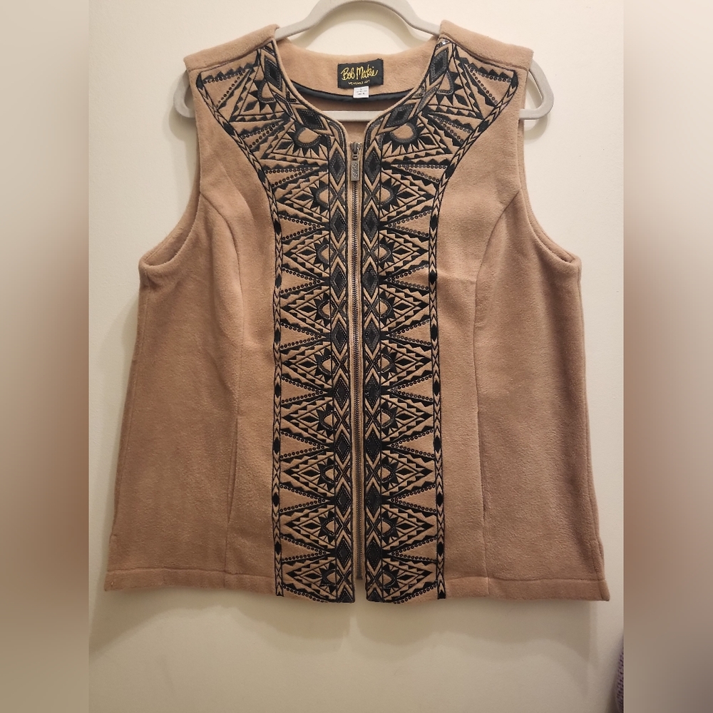 Bob Mackie Embroidered Fleece Vest Women's Sz L‎ Full Zip Artsy Boho Western